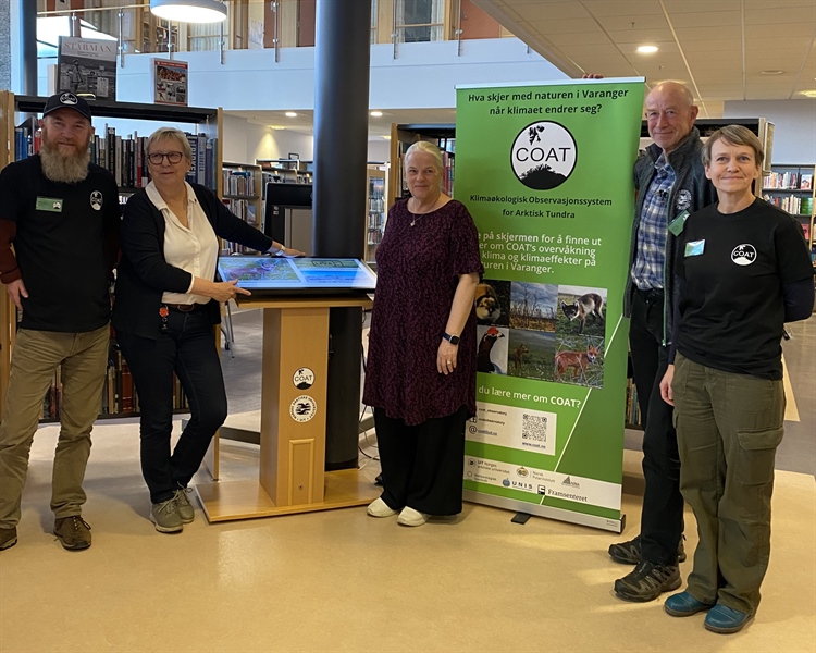 COAT informasjonsskjerm lansert på Vadsø bibliotek